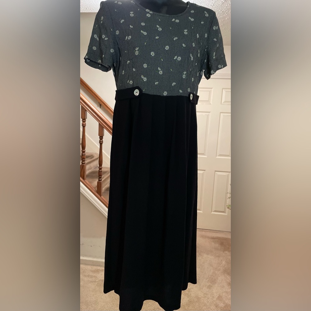 Stacey! Brand Maxi Short-Sleeved Dress - Size 14 Misses